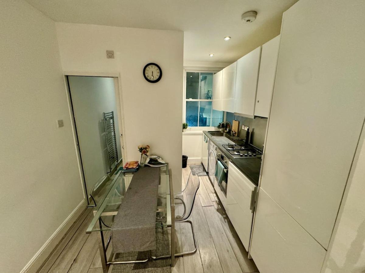Cosy 3 Bedroom Flat In King's Cross Londres